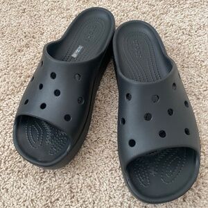 Crocs Black Size 10 Excel. Cond. Offers Welcome